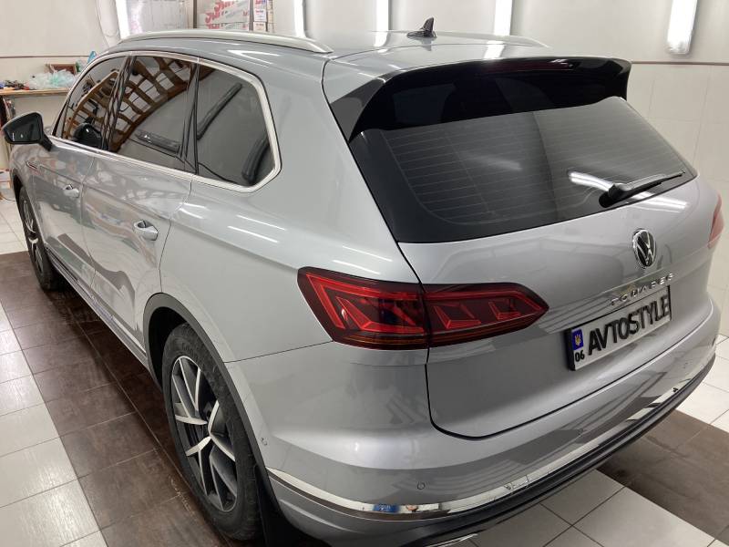 Volkswagen Touareg тонування заднього та бокового скла